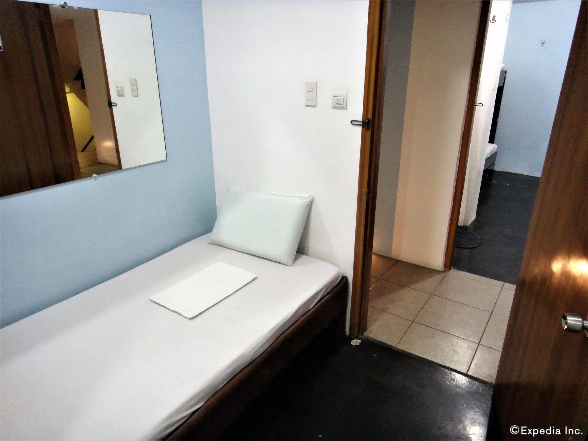 G-Galyx Inn Hotel Cagayán de Oro Extérieur photo