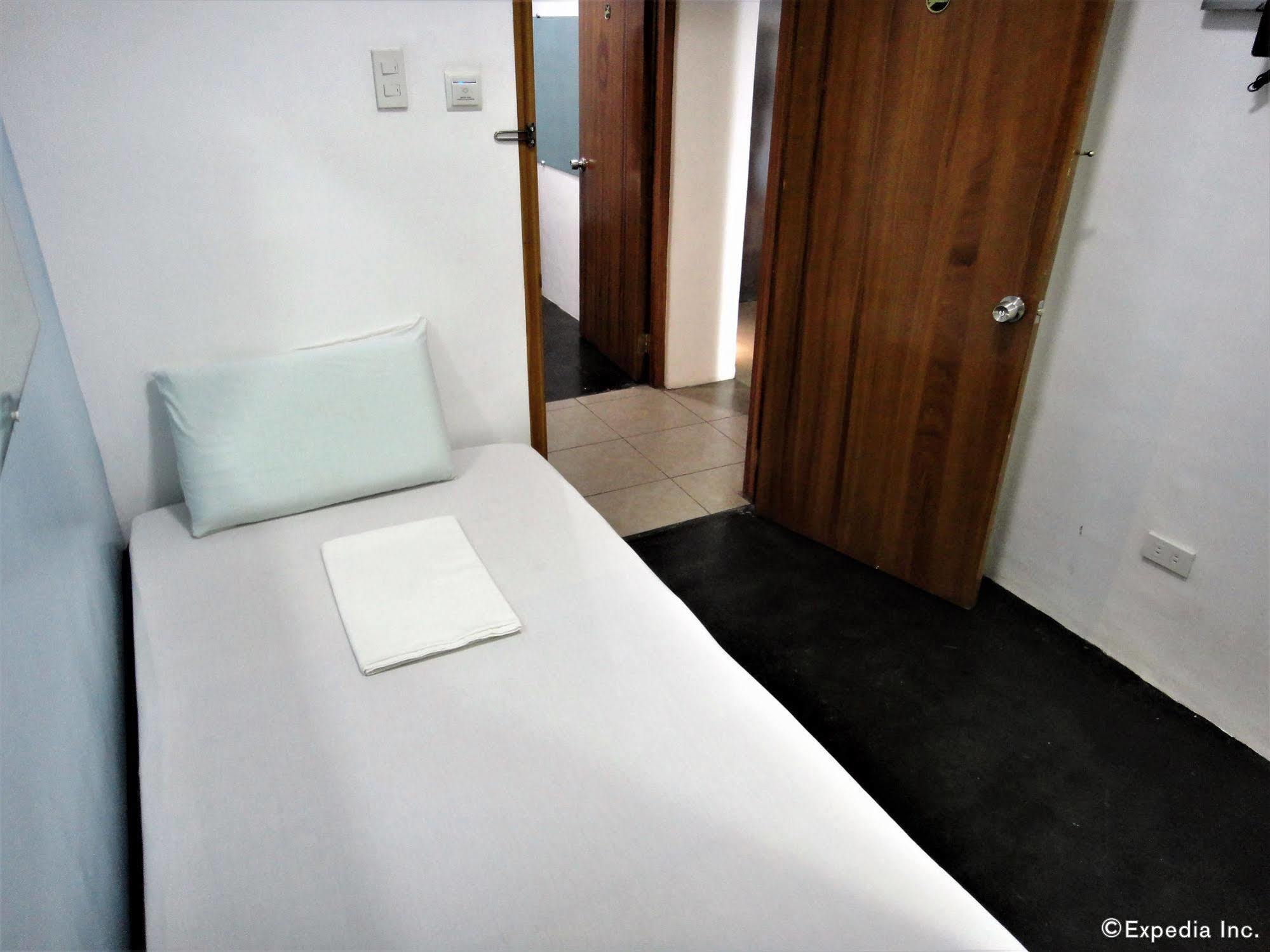 G-Galyx Inn Hotel Cagayán de Oro Extérieur photo