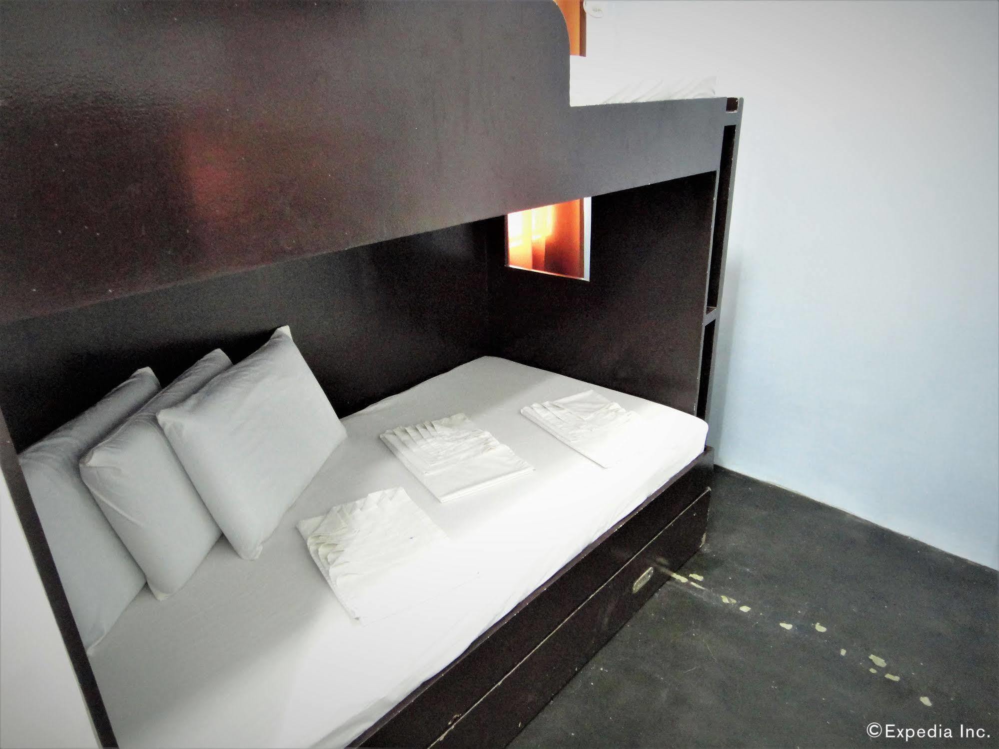 G-Galyx Inn Hotel Cagayán de Oro Extérieur photo