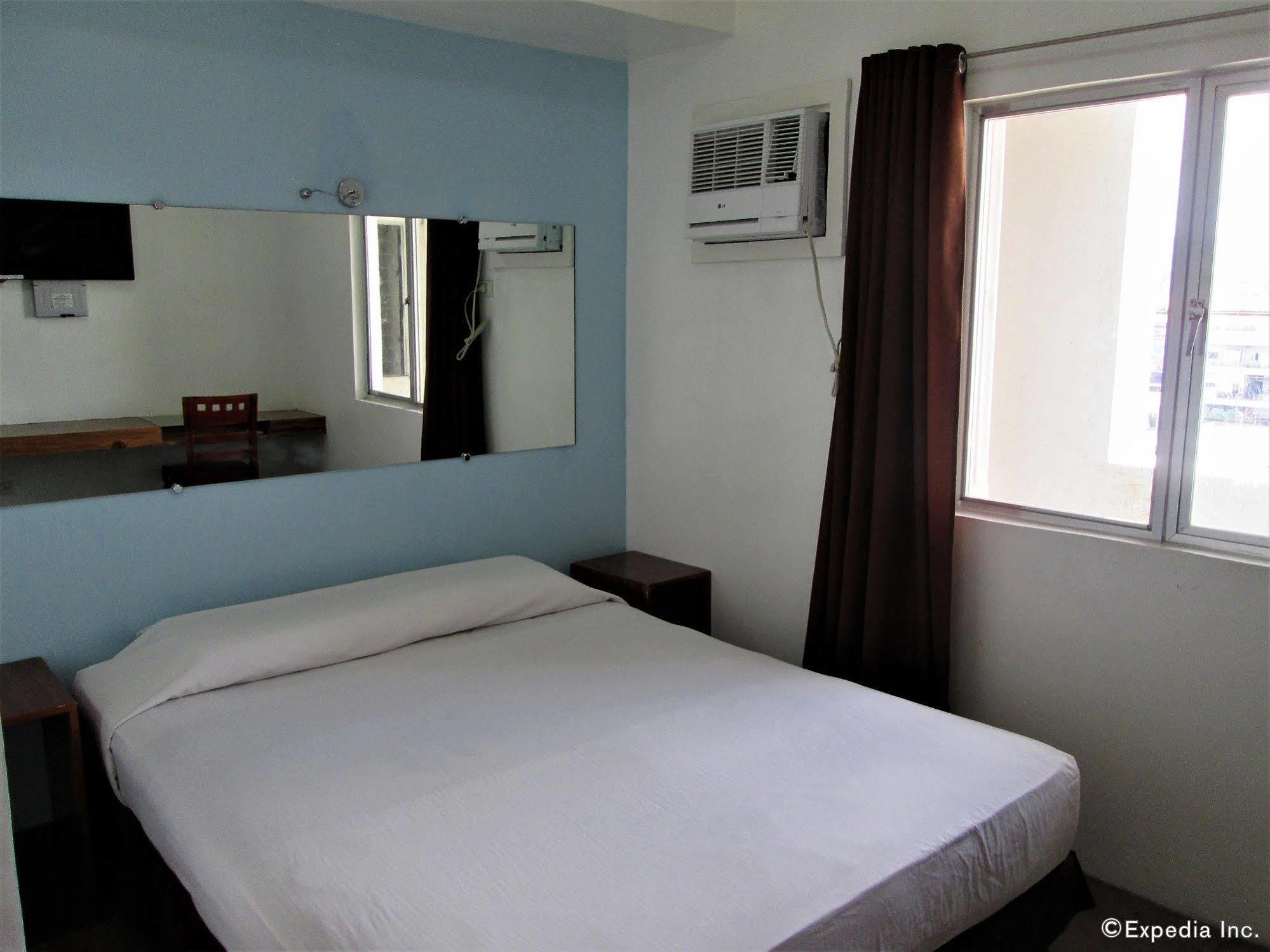 G-Galyx Inn Hotel Cagayán de Oro Extérieur photo